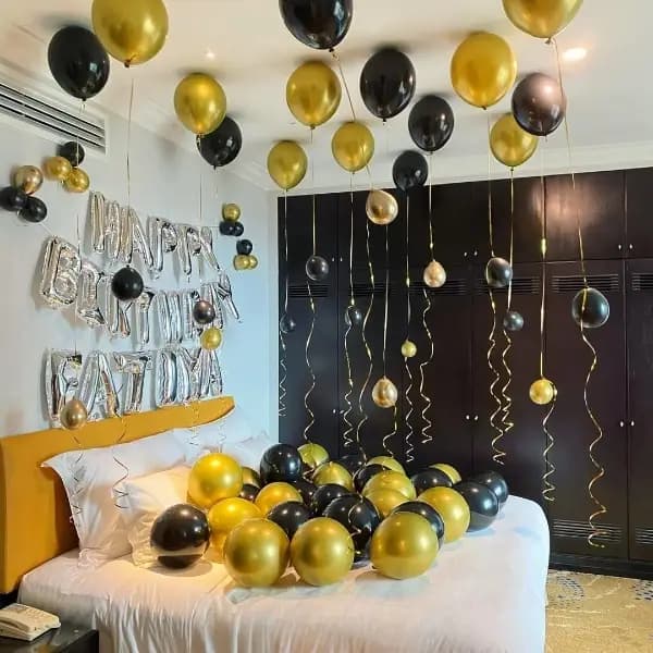 Golden Hour Glow Balloon Decoration