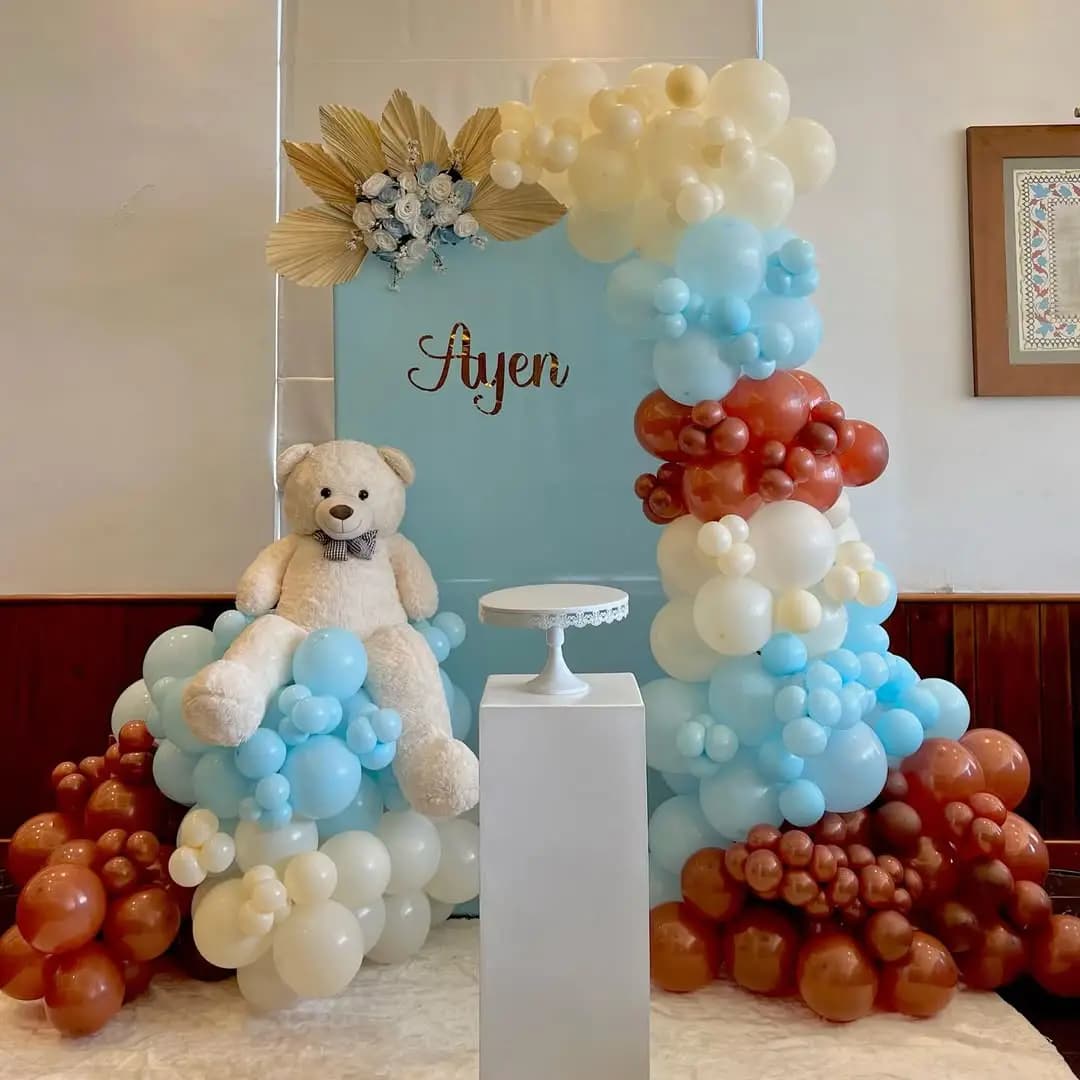 Surprise Birthday Arch for Kids