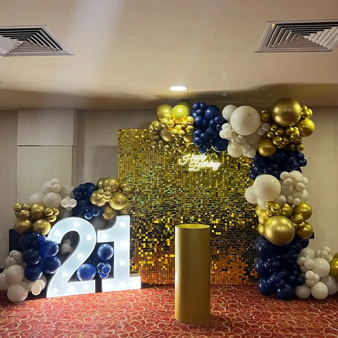 21st Luxe Birthday Party Setup