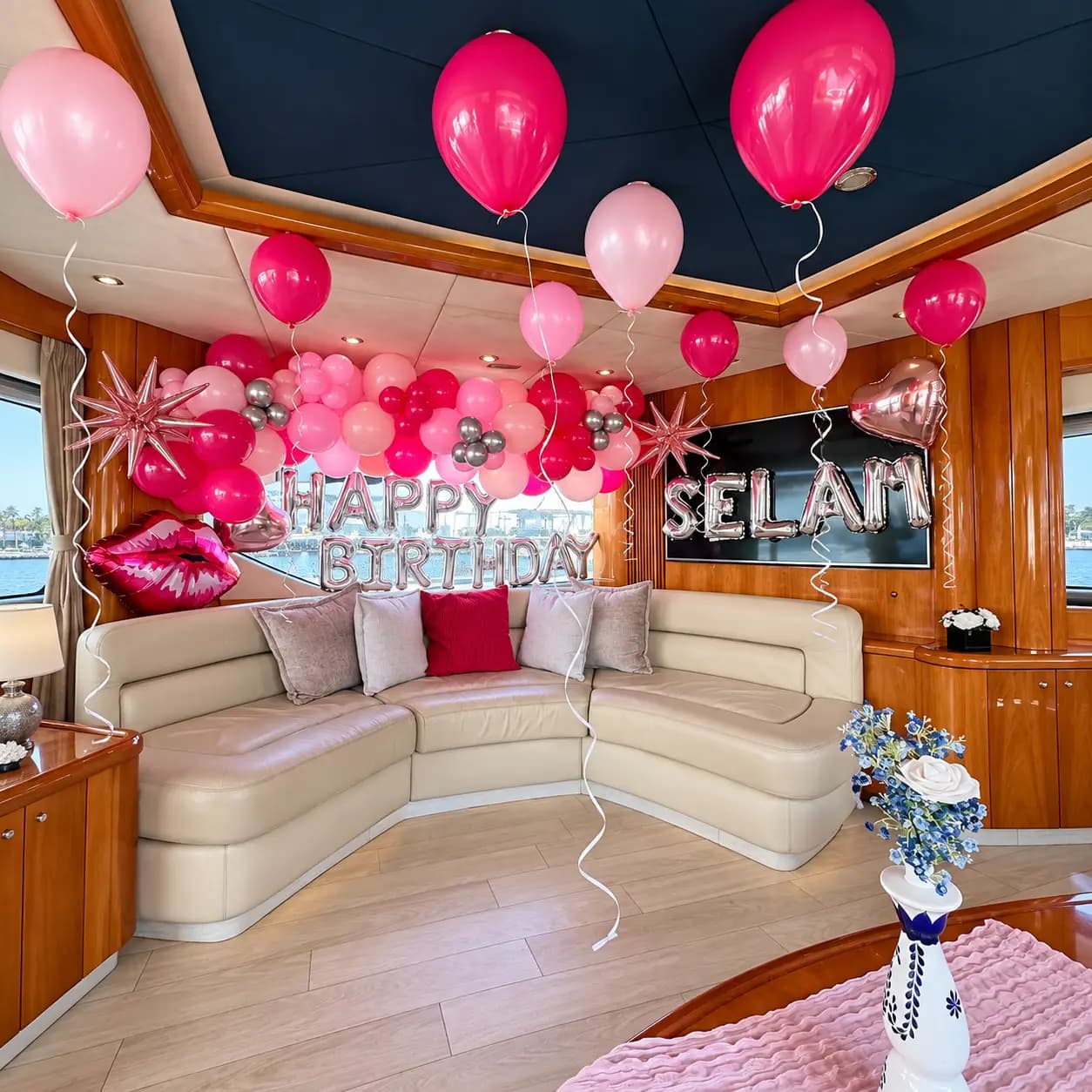 Birthday Yacht Balloon Decoration