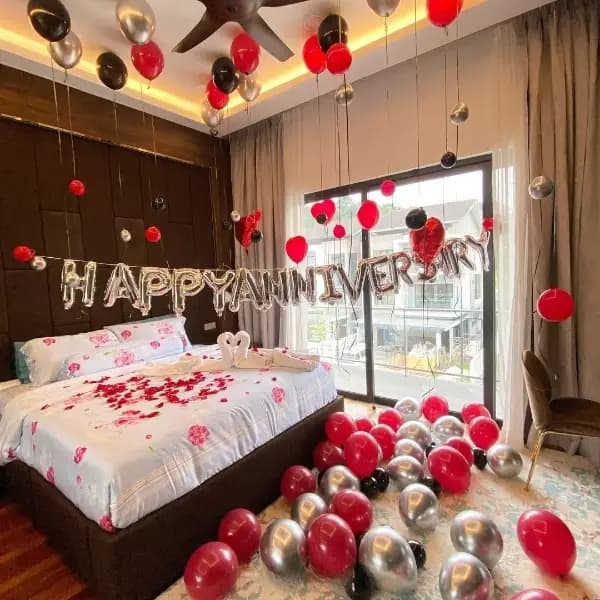 Luxe Love Affair Anniversary Setup