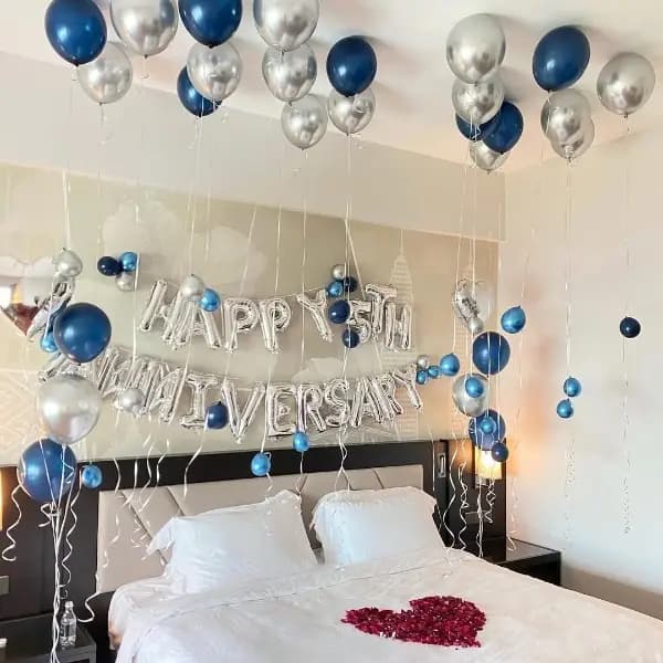 Glam Anniversary Decoration