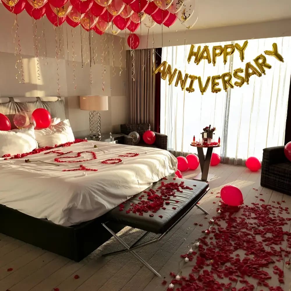The Love Edit Anniversary Decoration 