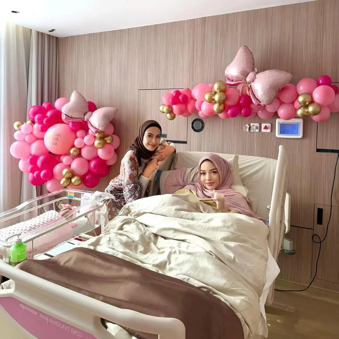 Baby Girl Welcome Balloon Decoration
