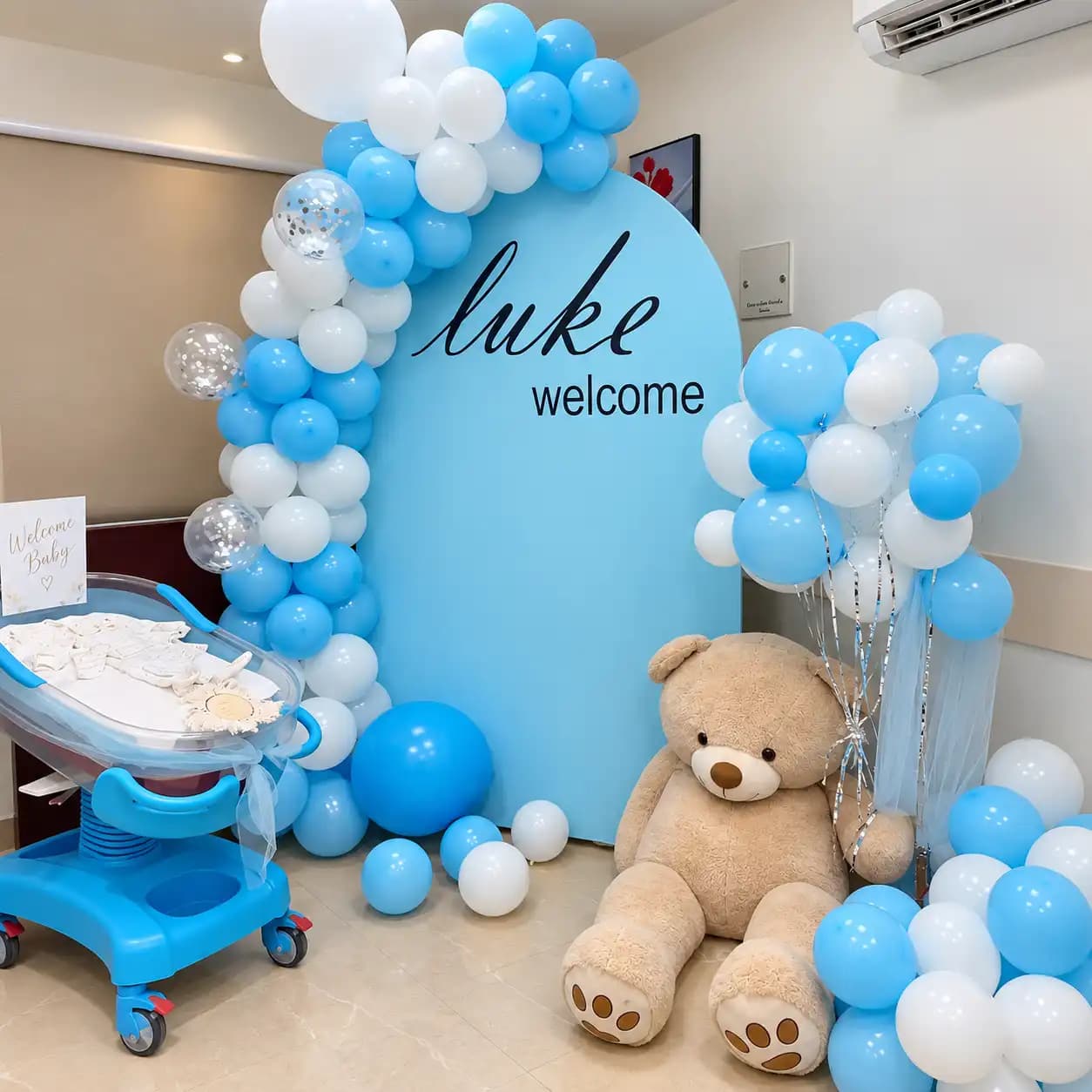 Grand Welcome Balloon Arch