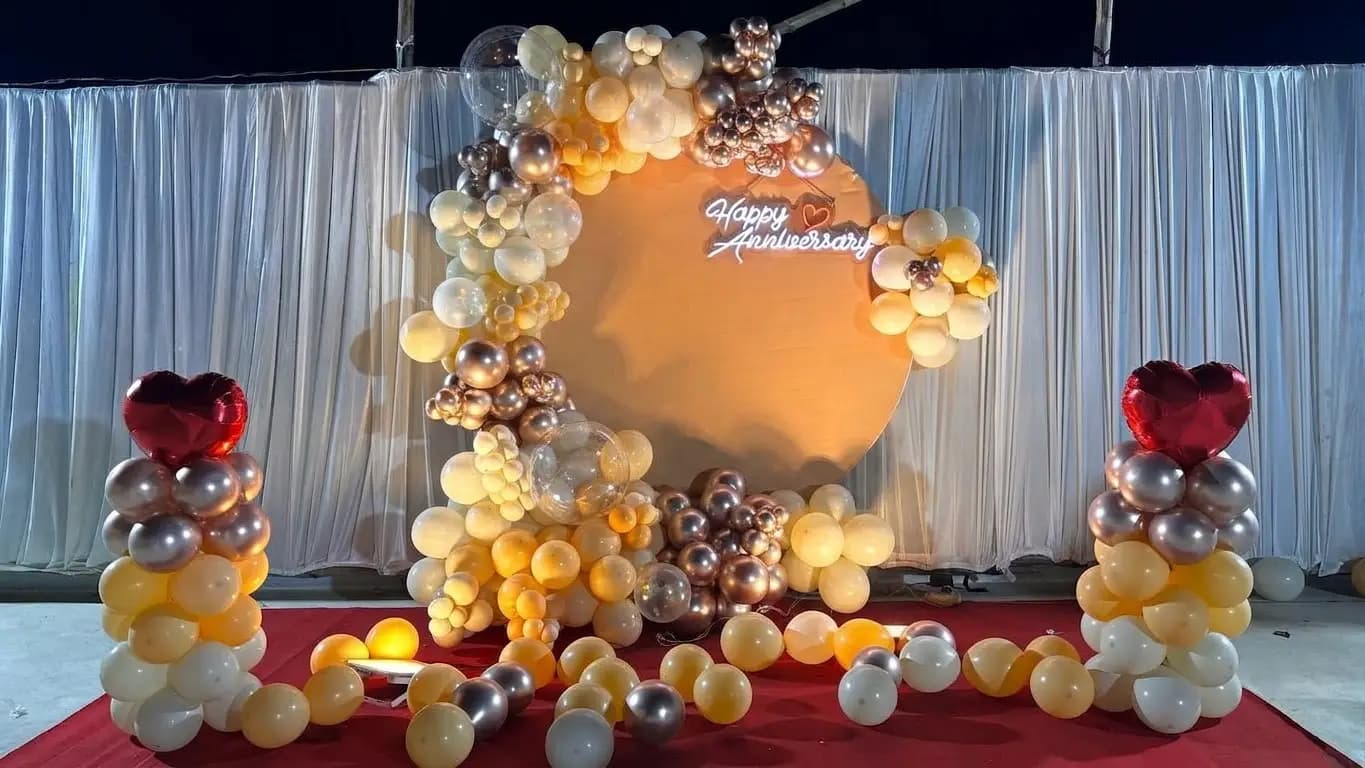 Anniversary Surprise Decoration