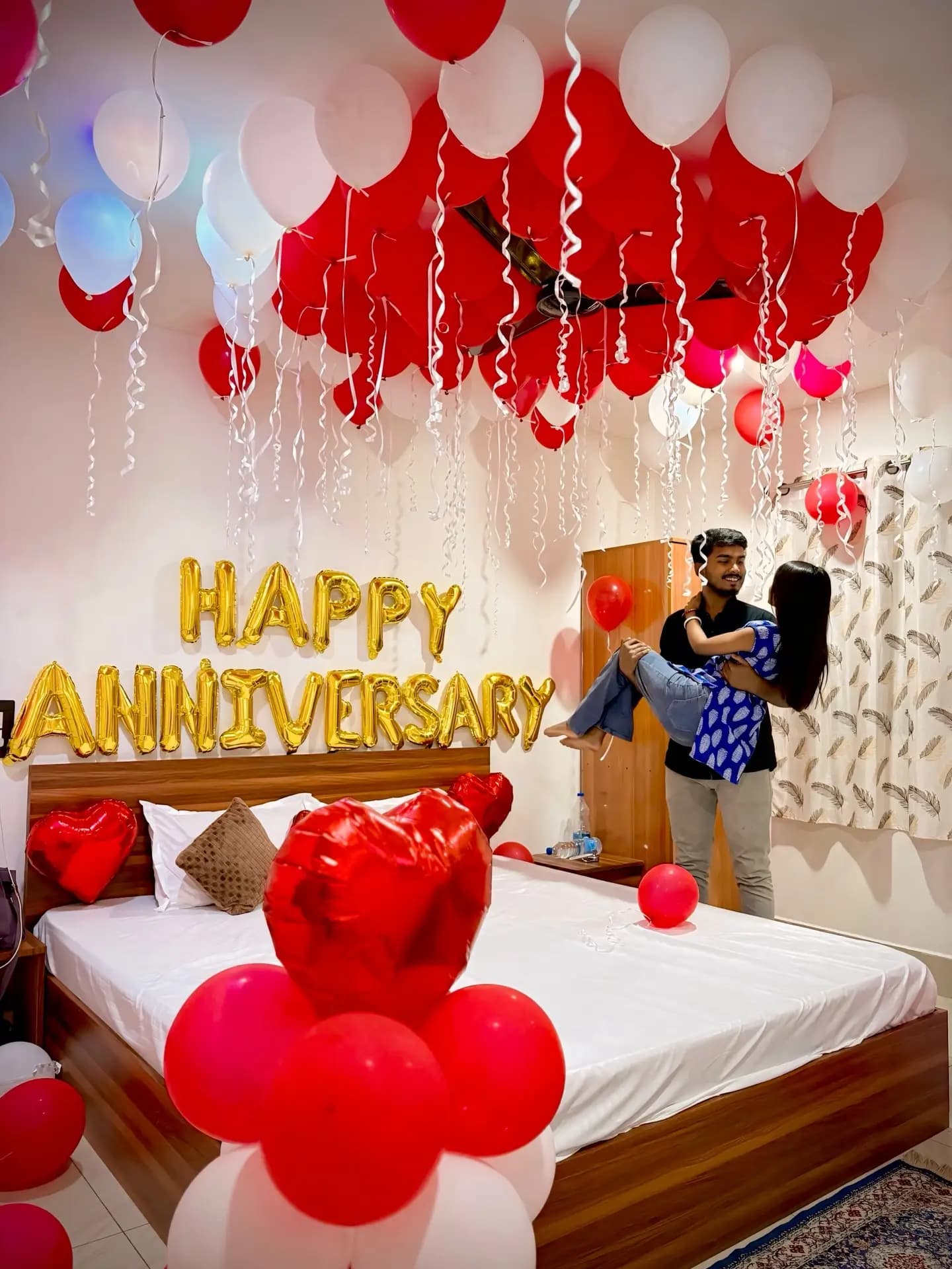 Romantic Bed Balloon Decoration