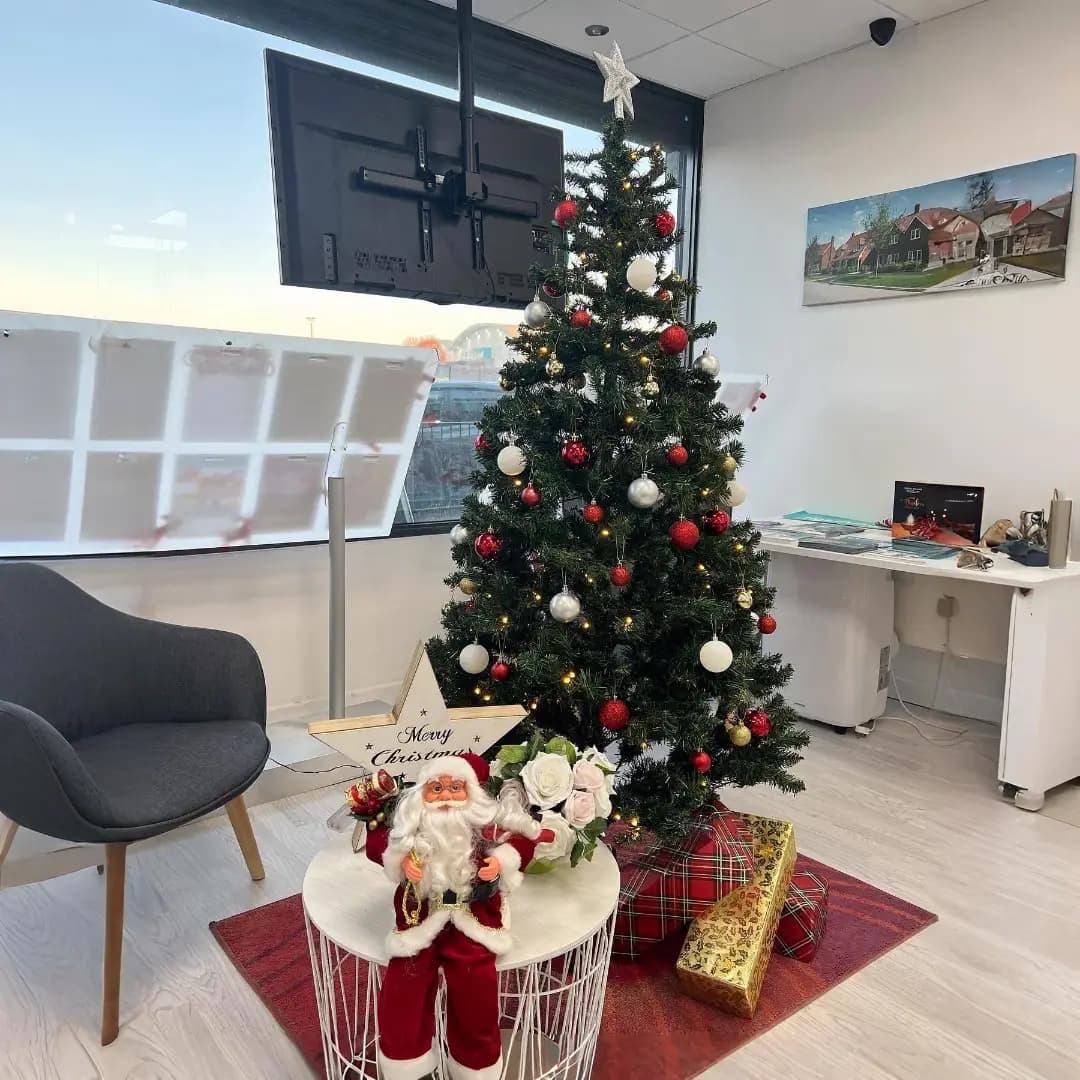 Home Christmas Tree Decoration UAE