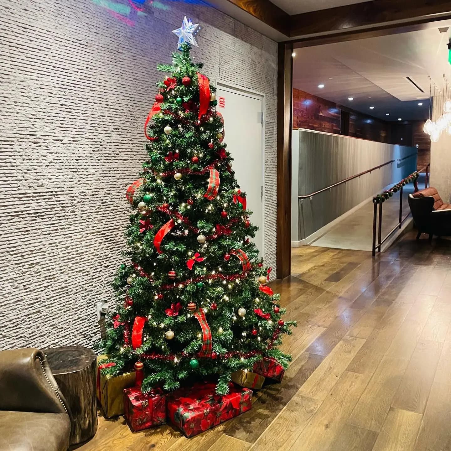Christmas Theme Office Decoration Abu Dhabi