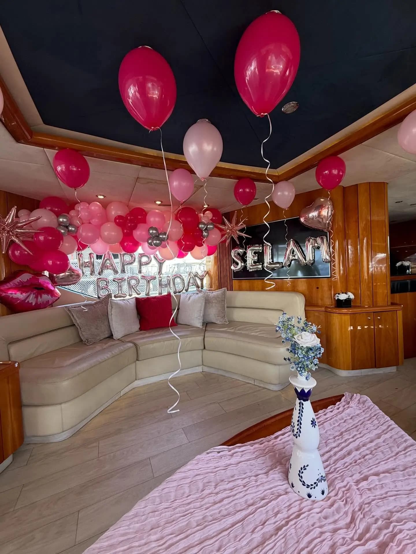 Yacht decoration setup for a private party in Dubai — photo 8
