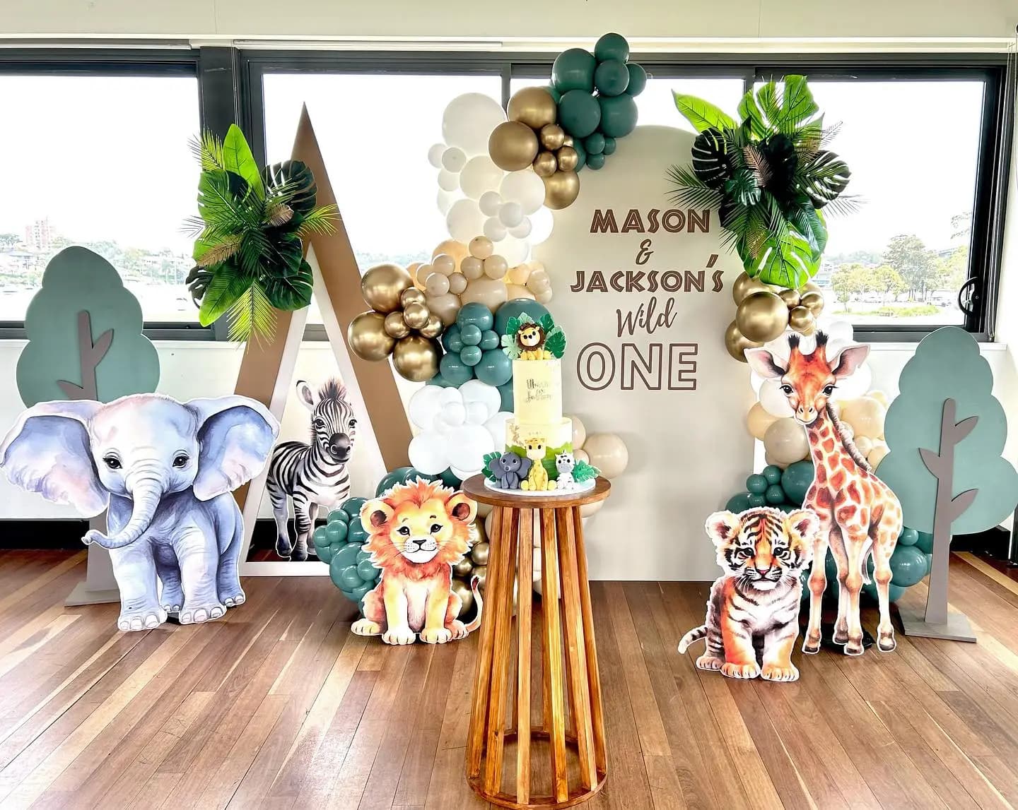 Themed Kids Birthday Balloon Setup in Dubai